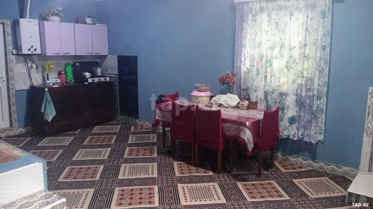 42 000 AZN - 3 otaqlı mənzil , Oğuz