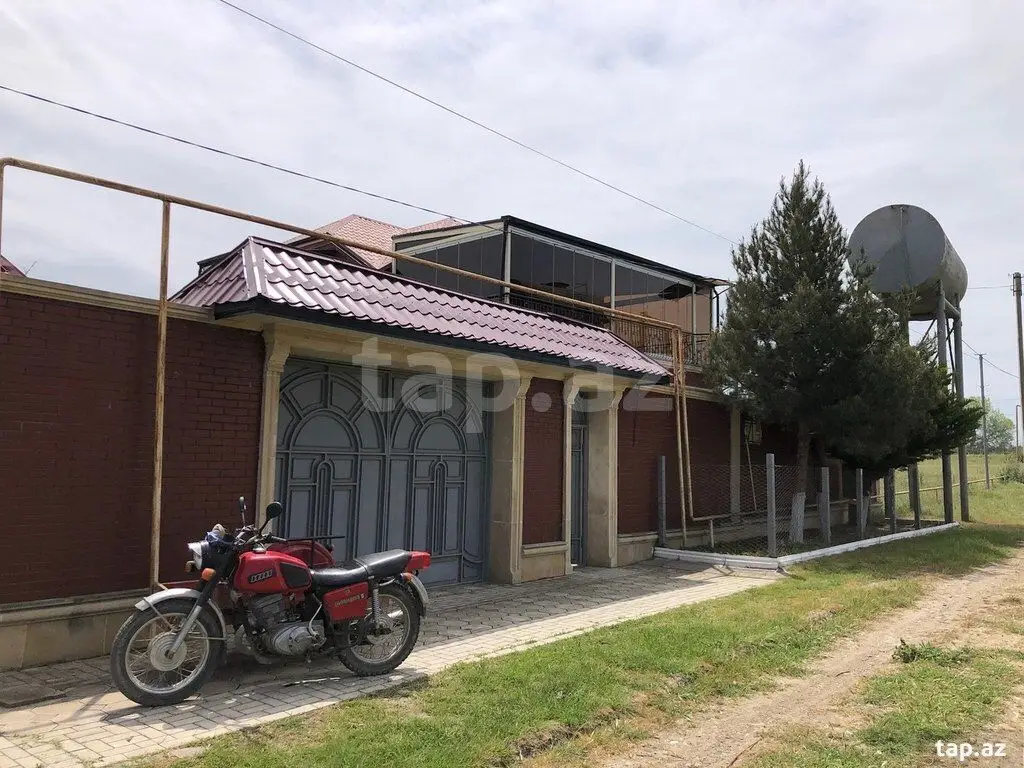 275 000 AZN - 5 otaqlı mənzil , Nabran