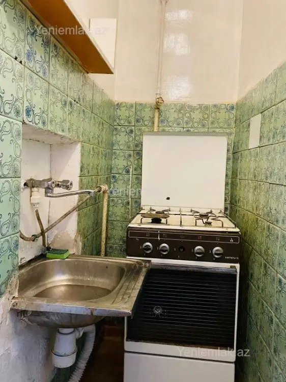 400 AZN - 3 otaqlı mənzil Kirayə (aylıq), 3-cü mikrorayon, Nəsimi, Bakı