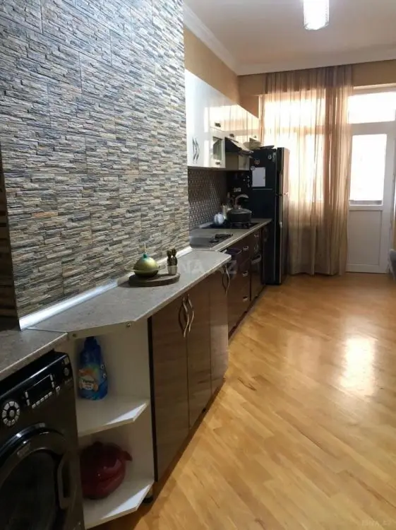 1 000 AZN - 3 otaqlı mənzil Kirayə (aylıq), 8-ci kilometr, Abşeron