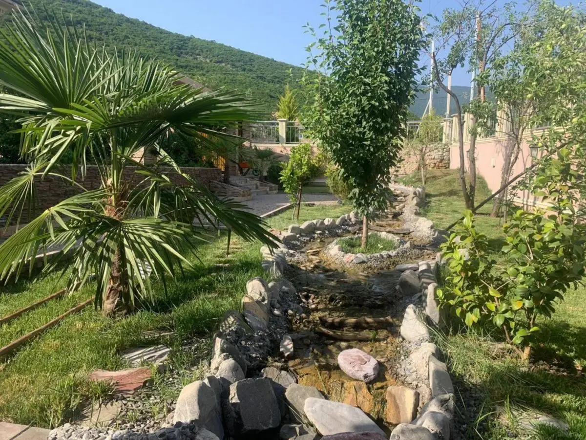 490 000 AZN - 5 otaqlı mənzil Satılır, Oğuz