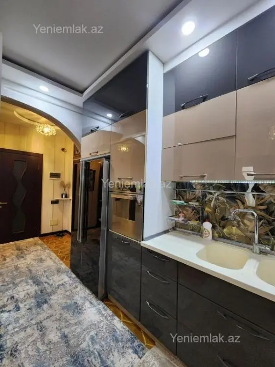 1 250 AZN - 3 otaqlı mənzil Kirayə (aylıq), Xətai, Bakı
