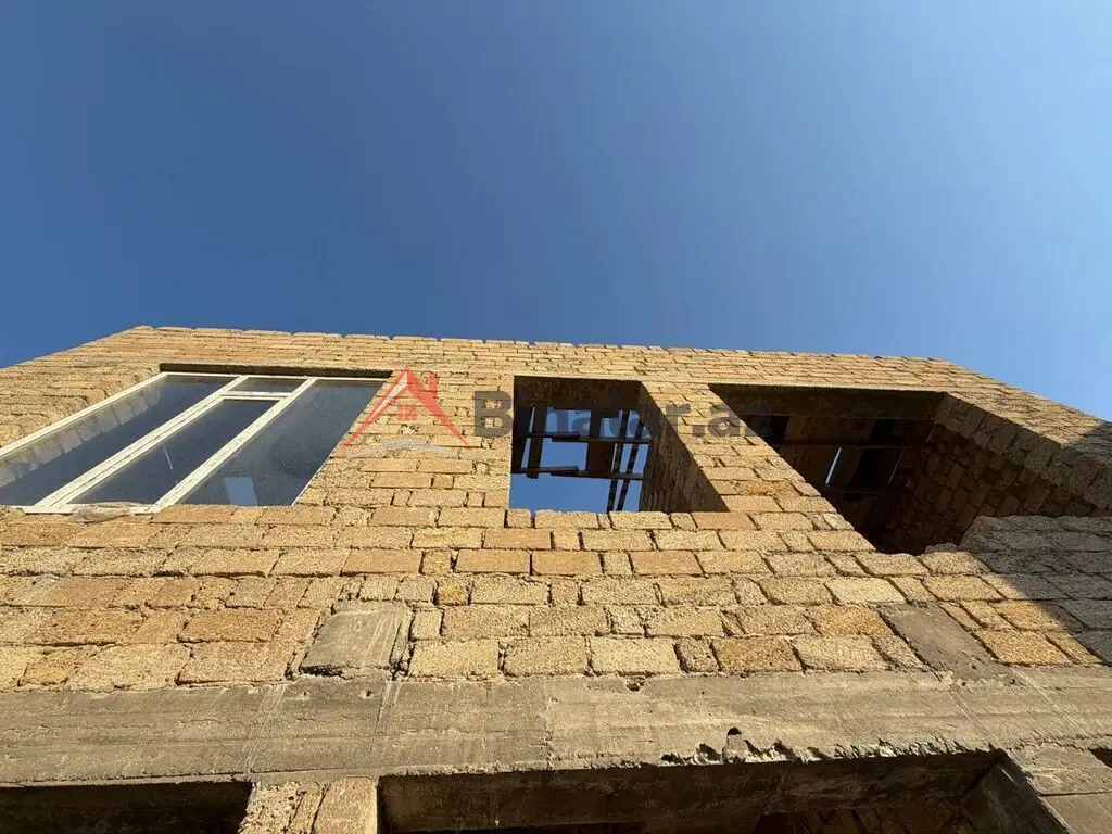 110 AZN - 5 otaqlı mənzil Satılır, Qobustan