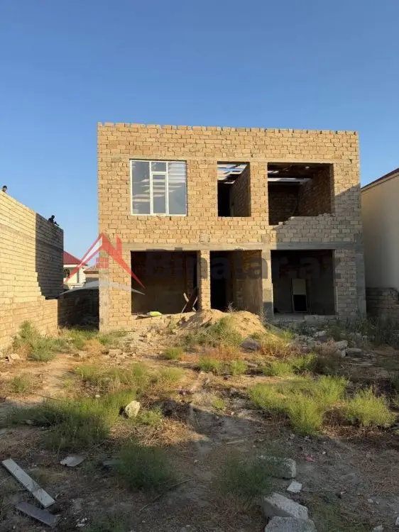 110 AZN - 5 otaqlı mənzil Satılır, Qobustan