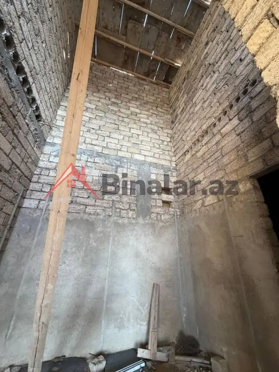 110 AZN - 5 otaqlı mənzil Satılır, Qobustan