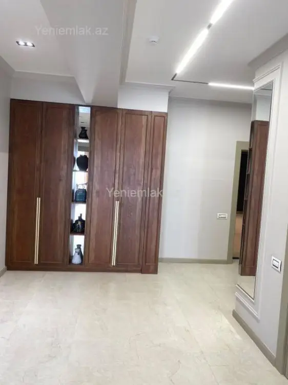 2 350 AZN - 3 otaqlı mənzil Kirayə (aylıq), Ağ şəhər, Xətai, Bakı