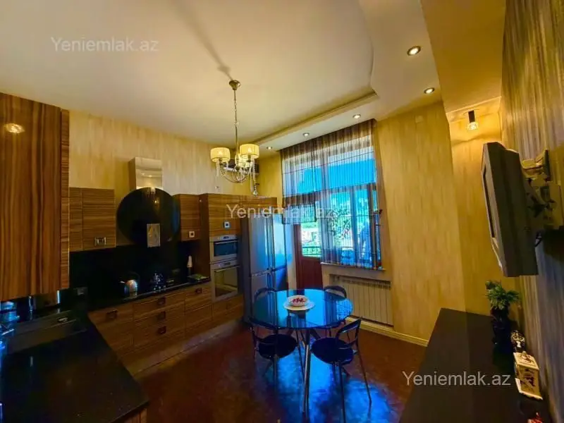 565 000 AZN - 3 otaqlı mənzil Satılır, İçəri şəhər, Səbail, Bakı