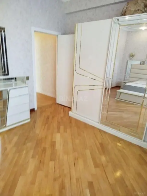 285 000 AZN - 3 otaqlı mənzil Satılır, Laçın