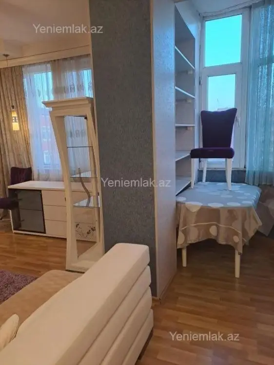 750 AZN - 3 otaqlı mənzil Kirayə (aylıq), Binəqədi qəs., Binəqədi, Bakı