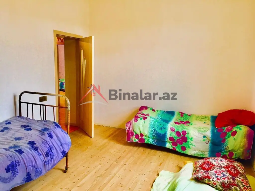 400 AZN - 3 otaqlı mənzil Satılır, Siyəzən