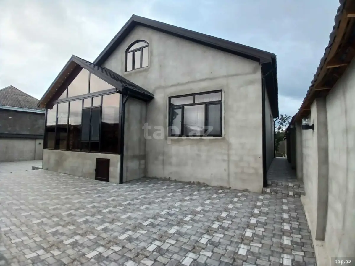 1 000 AZN - 4 otaqlı mənzil Kirayə (aylıq), Quba