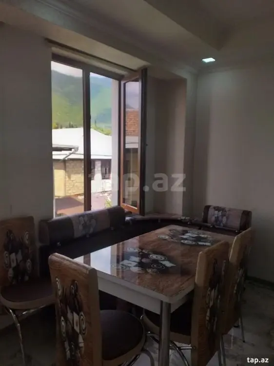 100 AZN - 3 otaqlı mənzil Kirayə (aylıq), Şəki