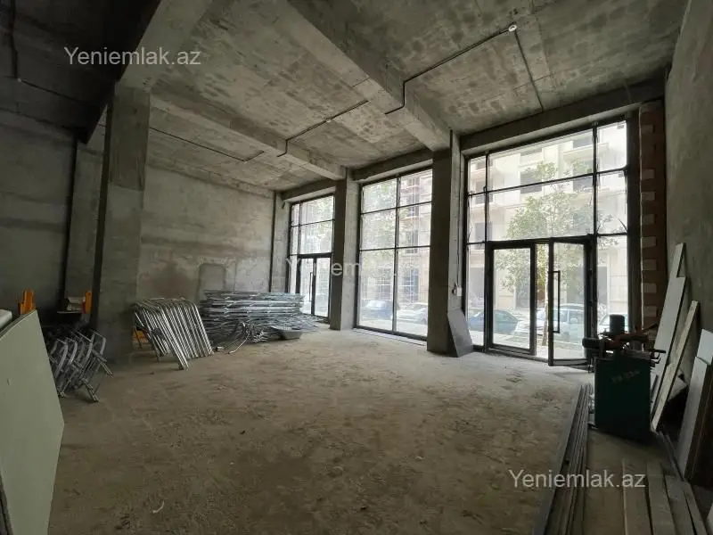 10 800 AZN - 270 m² Obyekt / Ofis Kirayə (aylıq), Xətai, Bakı