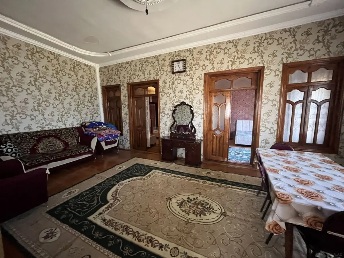 100 AZN - 5 otaqlı mənzil Kirayə (aylıq), Gəncə