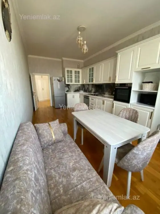 1 200 AZN - 3 otaqlı mənzil Kirayə (aylıq), 8-ci mikrorayon, Binəqədi, Bakı