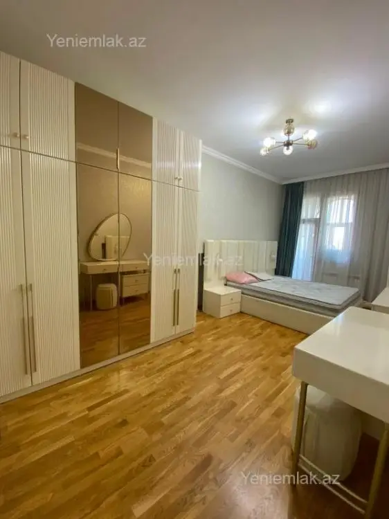 1 200 AZN - 3 otaqlı mənzil Kirayə (aylıq), 8-ci mikrorayon, Binəqədi, Bakı