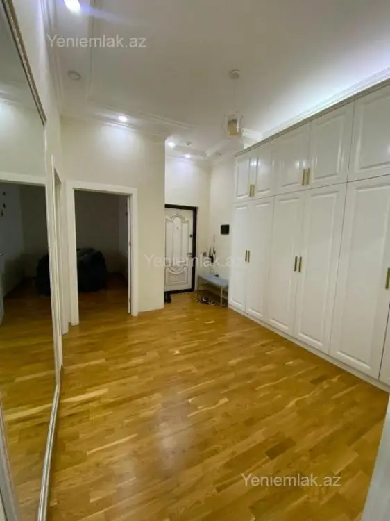 1 200 AZN - 3 otaqlı mənzil Kirayə (aylıq), 8-ci mikrorayon, Binəqədi, Bakı