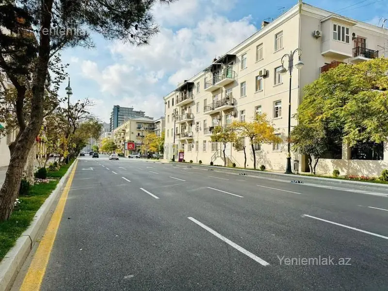 1 300 AZN - 40 m² Obyekt / Ofis Kirayə (aylıq), Xətai, Bakı