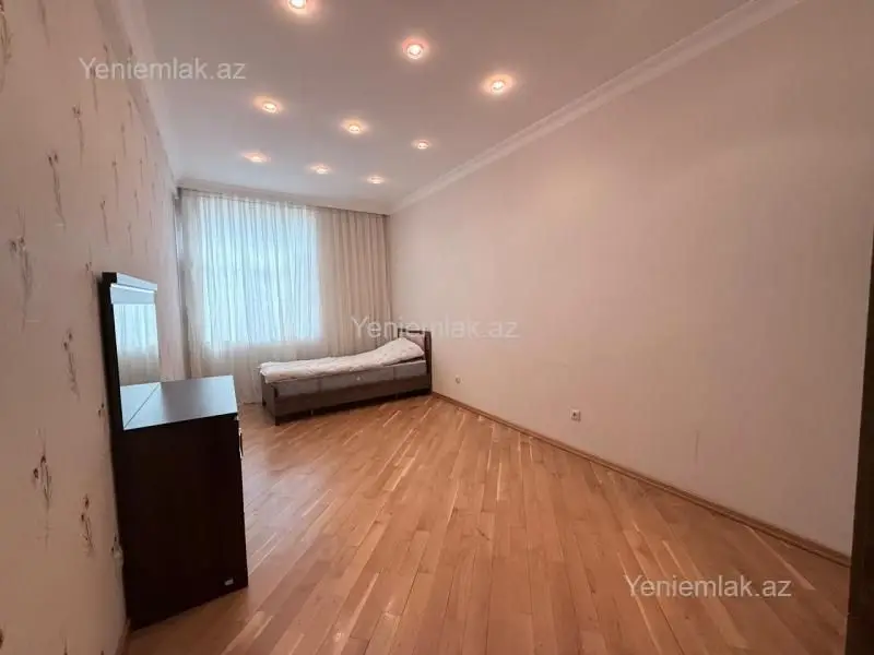 570 000 AZN - 5 otaqlı mənzil Satılır, Nərimanov, Bakı