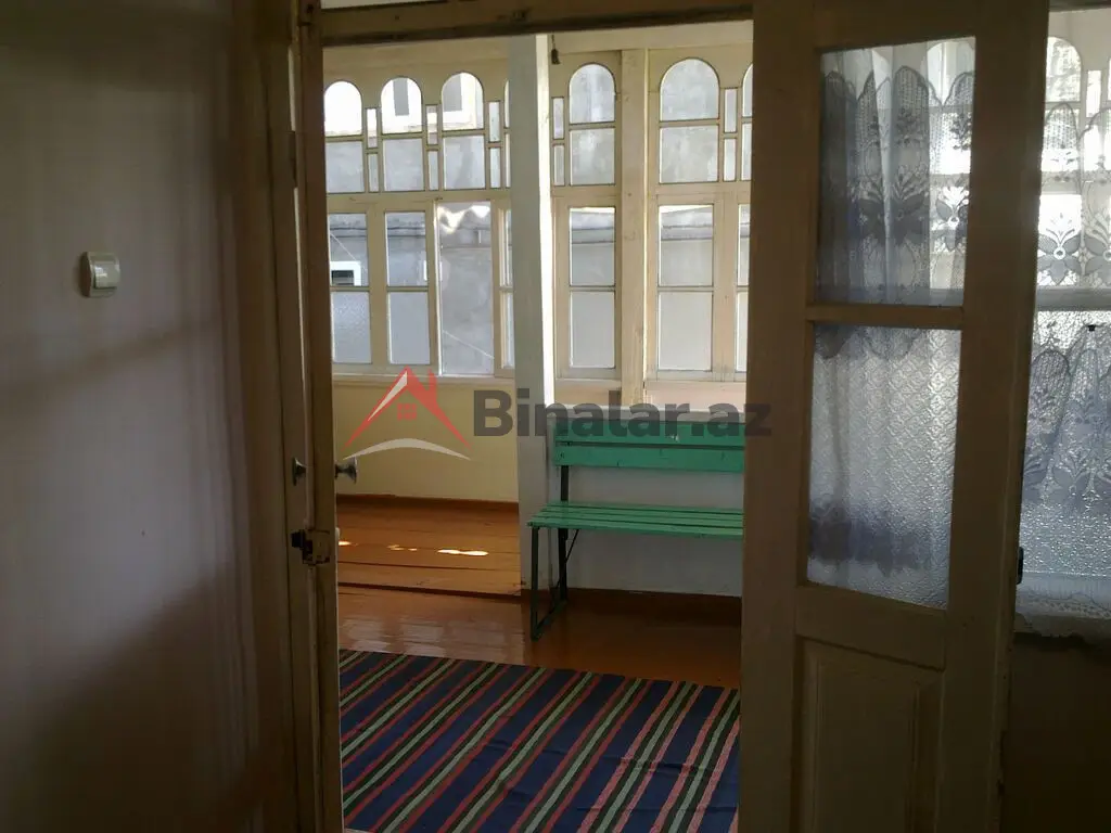 80 AZN - 3 otaqlı mənzil Kirayə (aylıq), Qəbələ