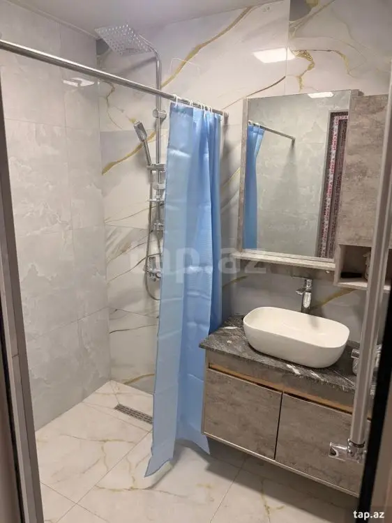 850 AZN - 3 otaqlı mənzil Kirayə (aylıq), Bakı