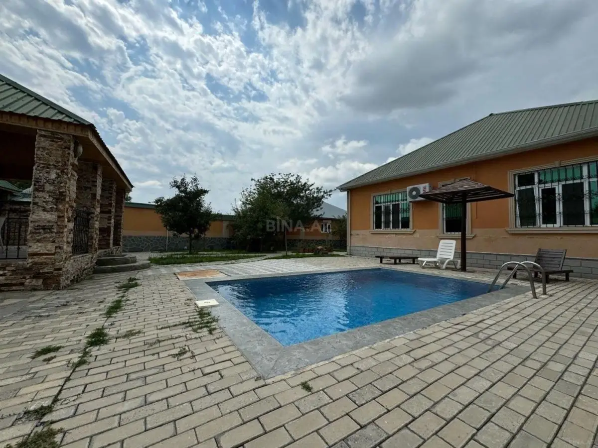 700 AZN - 4 otaqlı mənzil Kirayə (aylıq), Qəbələ