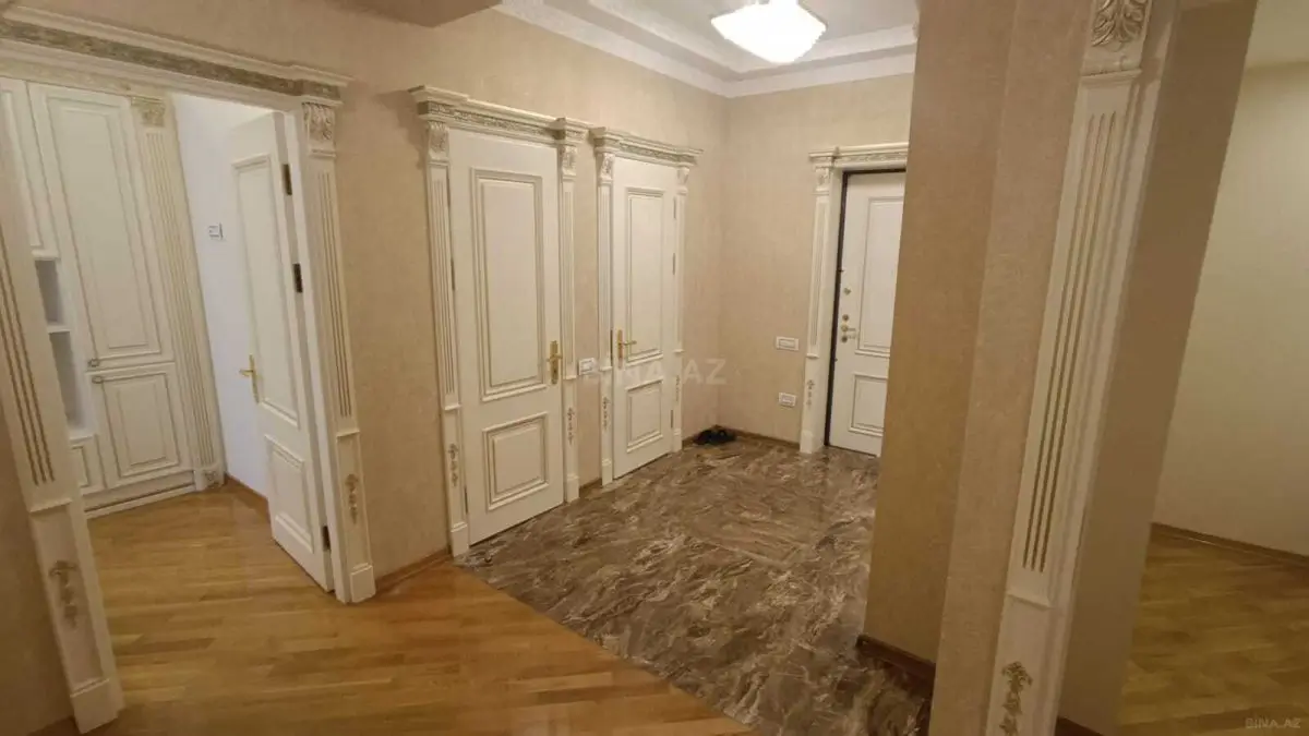 285 000 AZN - 3 otaqlı mənzil Satılır, Laçın