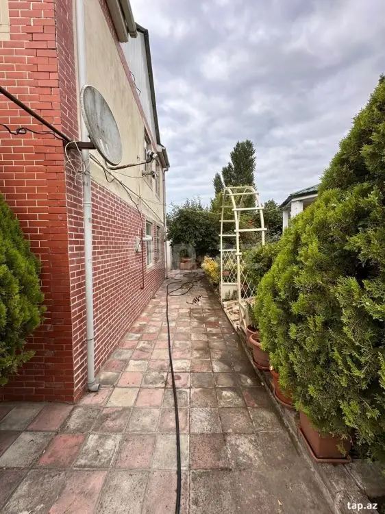 65 000 AZN - 5 otaqlı mənzil , Xudat