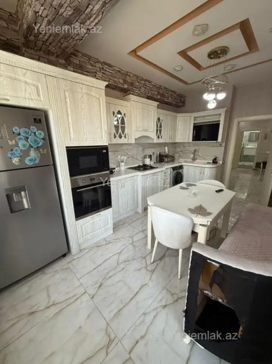 1 400 AZN - 3 otaqlı mənzil Kirayə (aylıq), Yasamal qəs., Yasamal, Bakı