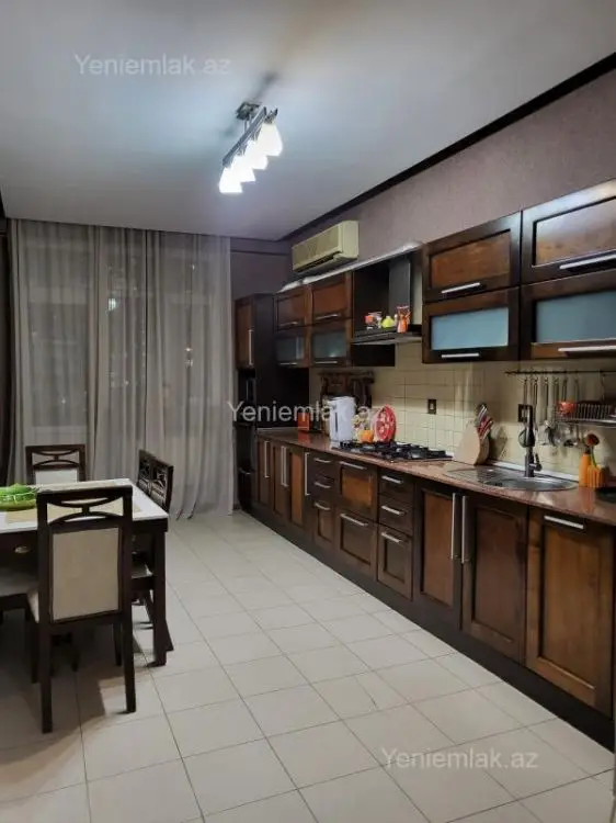 525 000 AZN - 4 otaqlı mənzil Satılır, Nəsimi, Bakı