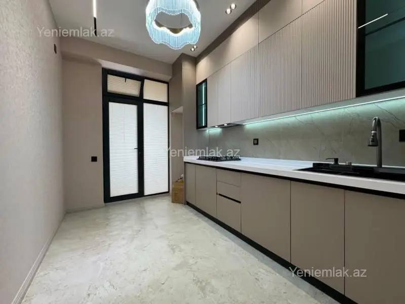 305 000 AZN - 3 otaqlı mənzil Satılır, Nizami, Bakı