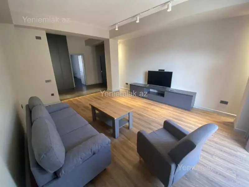 2 500 AZN - 4 otaqlı mənzil Kirayə (aylıq), Ağ şəhər, Xətai, Bakı