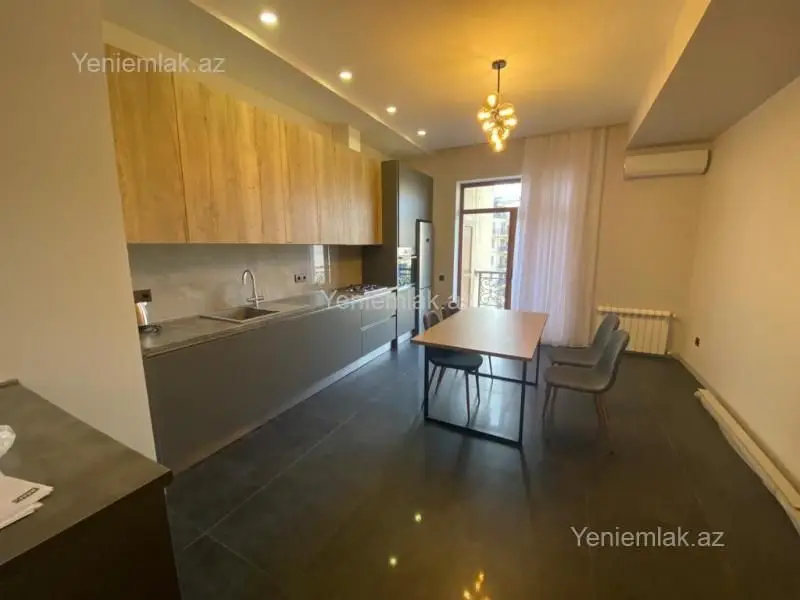2 500 AZN - 4 otaqlı mənzil Kirayə (aylıq), Ağ şəhər, Xətai, Bakı