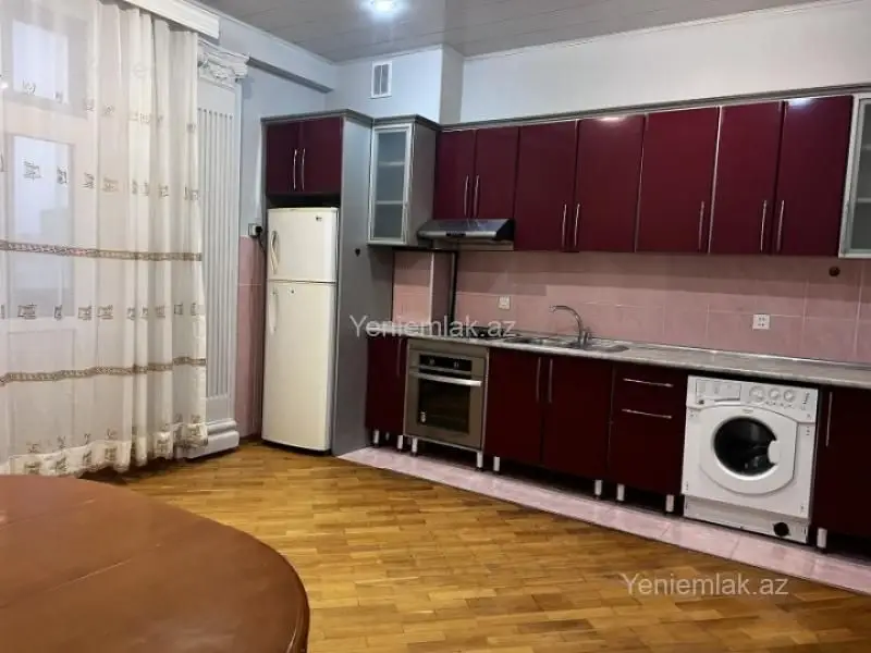 280 000 AZN - 3 otaqlı mənzil Satılır, Badamdar qəs., Səbail, Bakı