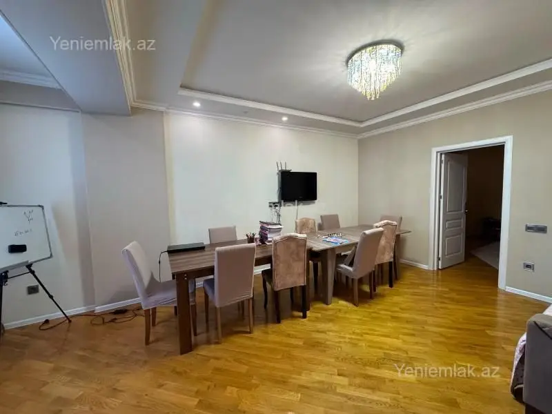 900 AZN - 2 otaqlı mənzil Kirayə (aylıq), Nizami, Bakı