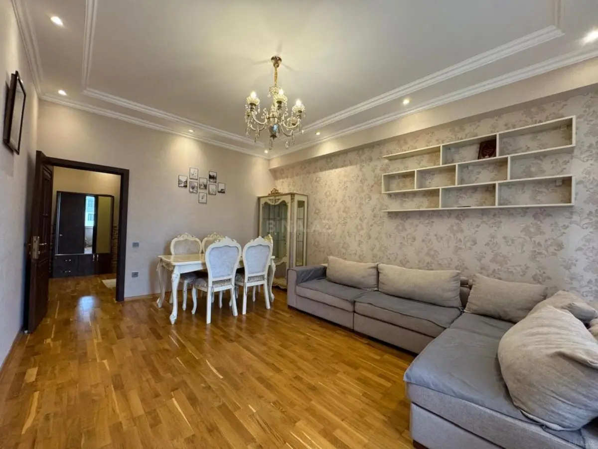 950 AZN - 3 otaqlı mənzil Kirayə (aylıq), Abşeron