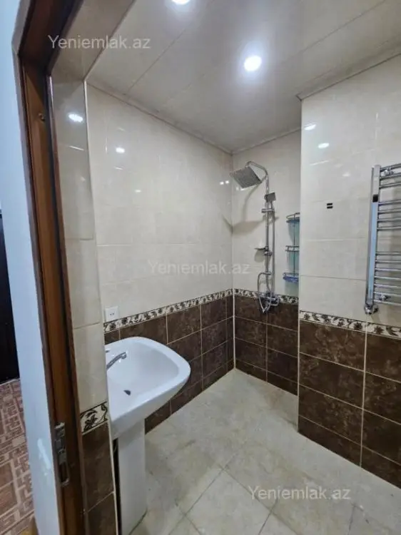 750 AZN - 3 otaqlı mənzil Kirayə (aylıq), Xətai, Bakı