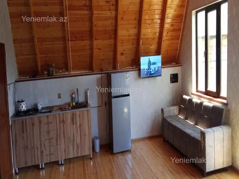 500 AZN - 4 otaqlı mənzil Kirayə (aylıq), Qəbələ