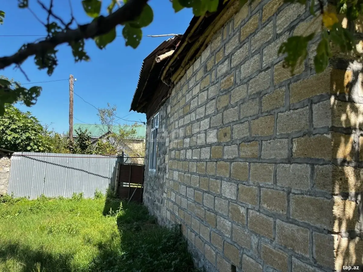 135 000 AZN - 5 otaqlı mənzil , Oğuz