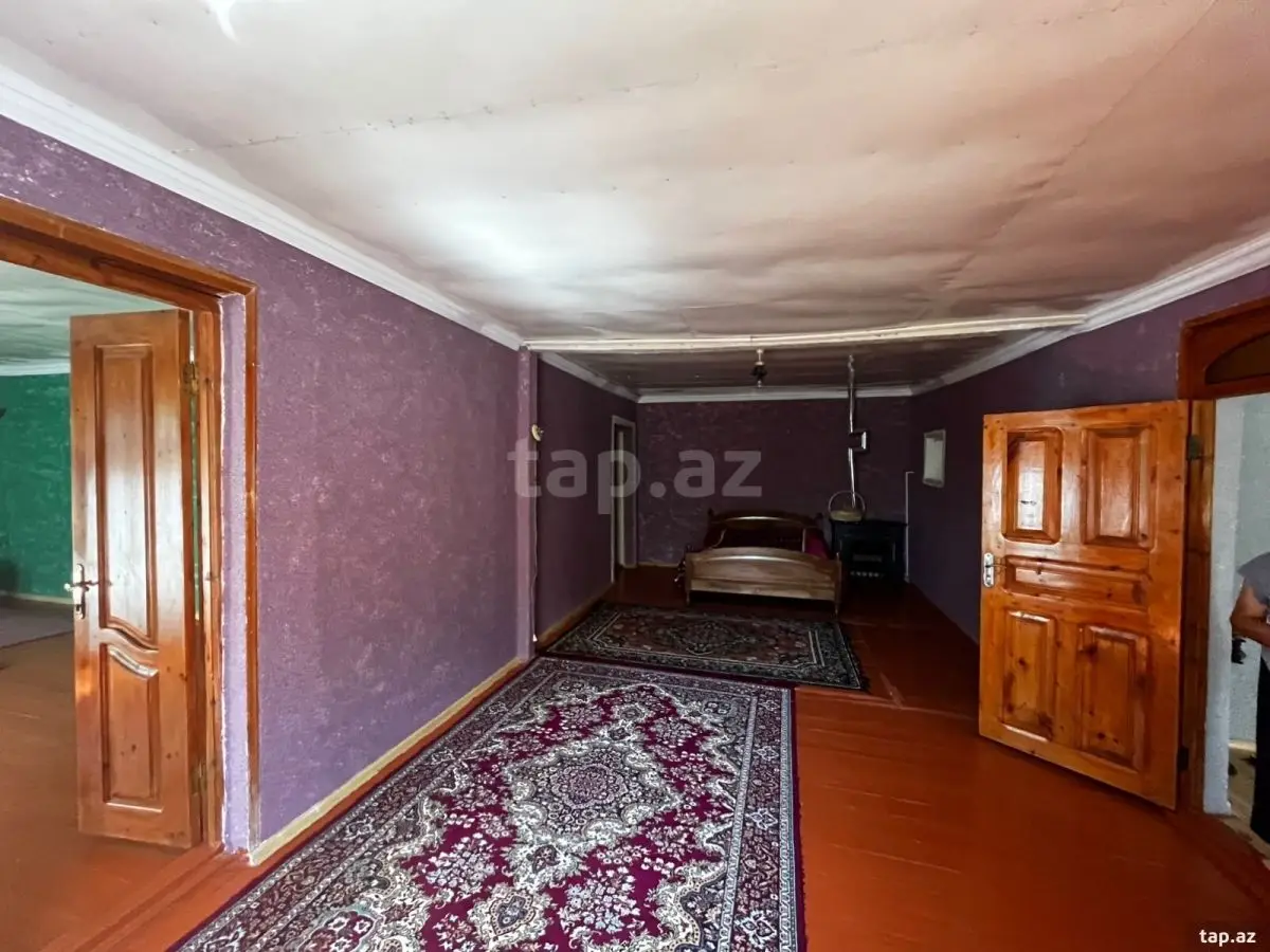 135 000 AZN - 5 otaqlı mənzil , Oğuz
