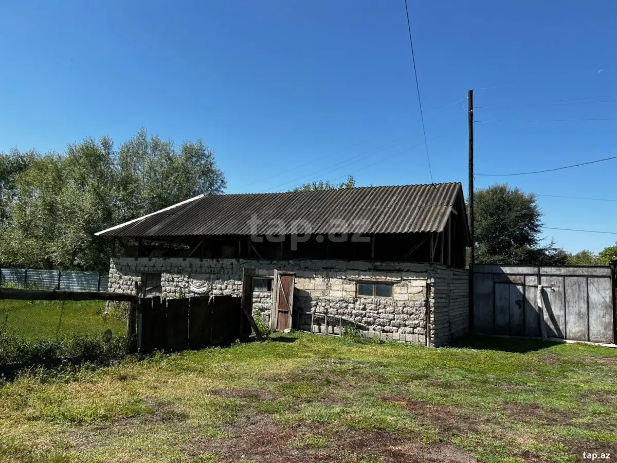 135 000 AZN - 5 otaqlı mənzil , Oğuz