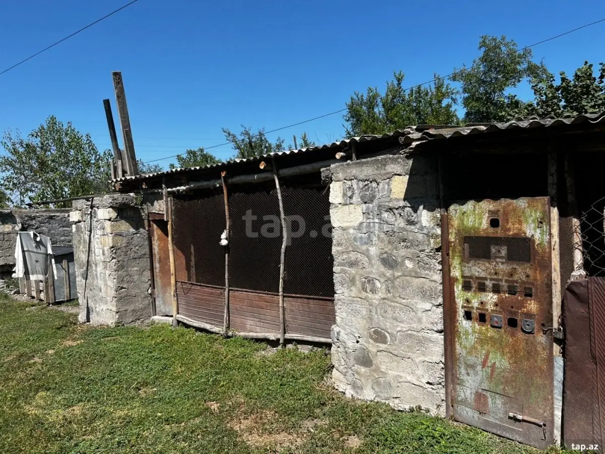 135 000 AZN - 5 otaqlı mənzil , Oğuz