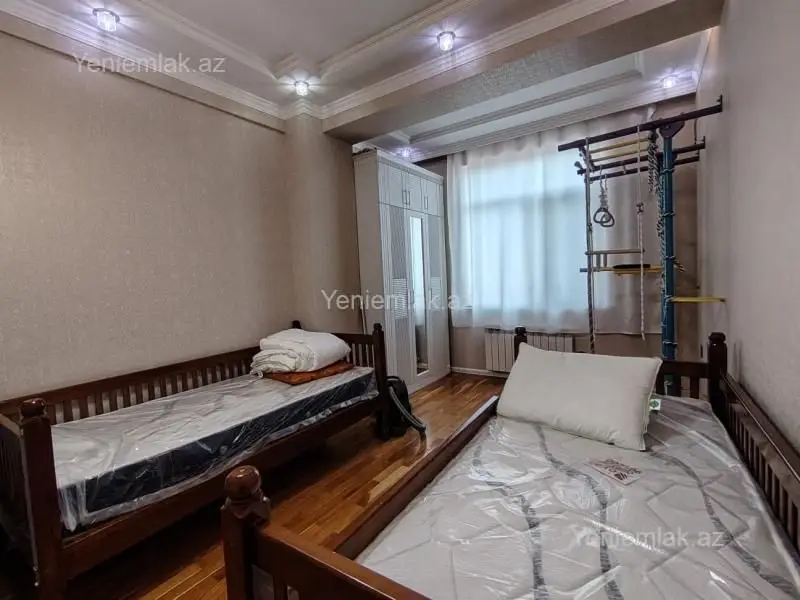 800 AZN - 3 otaqlı mənzil Kirayə (aylıq), 1-ci mikrorayon, Sumqayıt