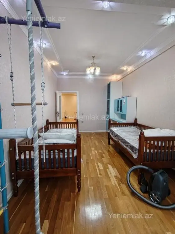 800 AZN - 3 otaqlı mənzil Kirayə (aylıq), 1-ci mikrorayon, Sumqayıt