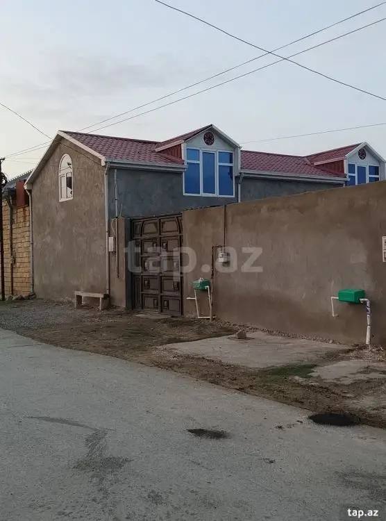 6 000 AZN - 4 otaqlı mənzil , Şirvan
