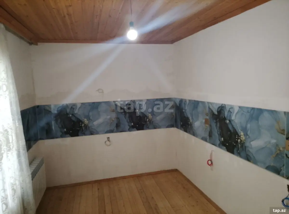 6 000 AZN - 4 otaqlı mənzil , Şirvan