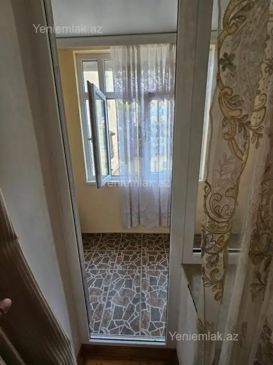 300 AZN - 1 otaqlı mənzil Kirayə (aylıq), 1-ci mikrorayon, Sumqayıt