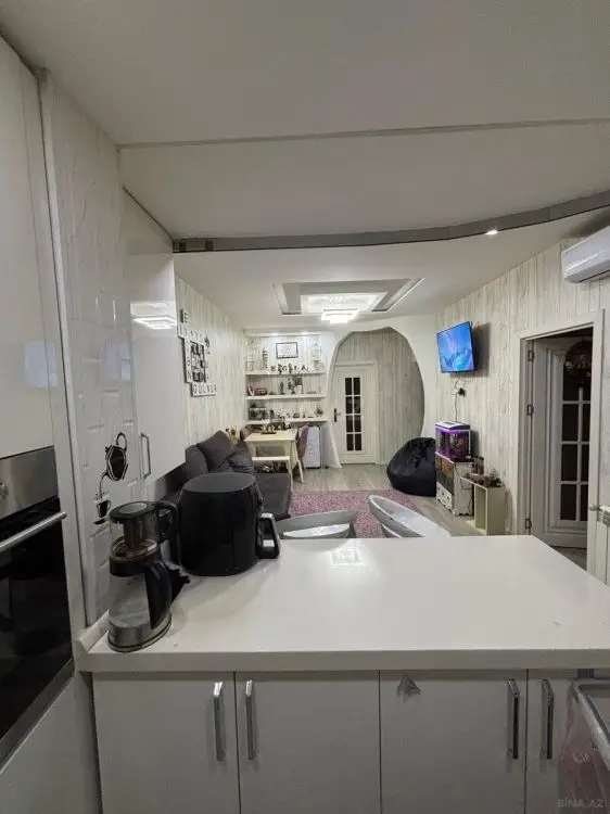 650 AZN - 3 otaqlı mənzil Kirayə (aylıq), 4-cü mikrorayon, Abşeron