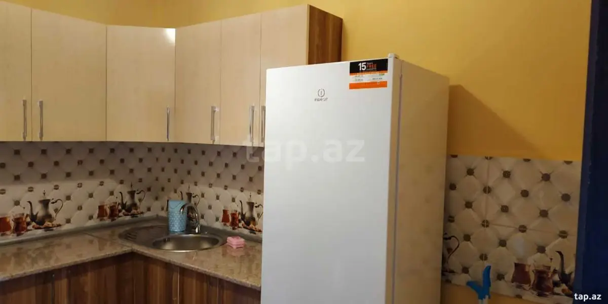350 AZN - 3 otaqlı mənzil Kirayə (aylıq), Şəki