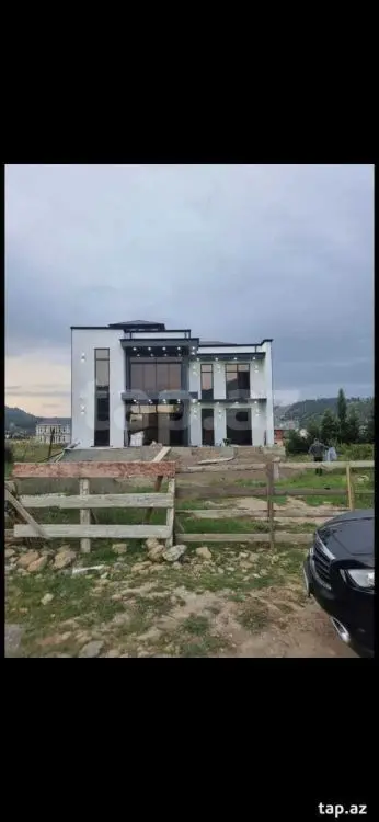 250 000 AZN - 5 otaqlı mənzil , Astara